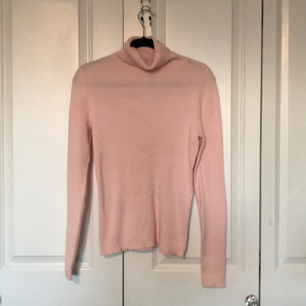 Gap pink ribbed turtleneck. Large
